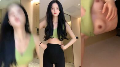 【萝莉盟主】某校园校花下海 全裸自摸扒穴高潮，暑假兼职赚生活费，小仙女逼逼美 (1)